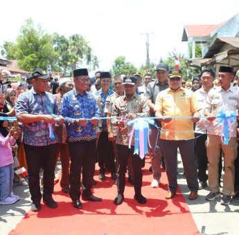 Kasihan! Bupati Bone Andi Asman Tak Sebut Iwan Aras Saat Resmikan Jalan Lemo-Pasaka, Padahal Diperjuangkan di Senayan