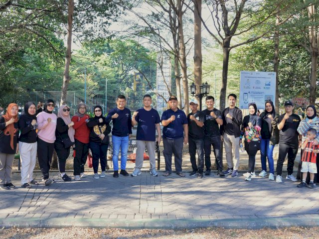 Dispora Makassar Gelar World Clean Up Day 2026 di Taman Pakui