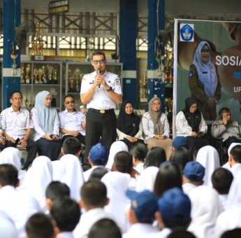 Pemkot Makassar Turun ke Sekolah, Lindungi Siswa dari Ancaman Kabut Asap