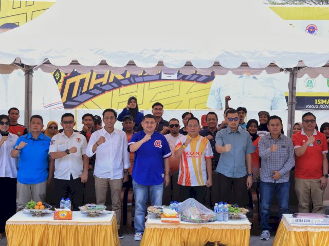Kadispora Makassar Dampingi Wali Kota pada Launching Kontingen Porprov XVIII Sulsel 2026